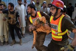 Sập mái trường học ở Pakistan, ít nhất 33 người thiệt mạng