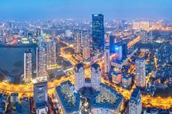 Hà Nội tăng trưởng hai con số: Thách thức từ hiệu quả sử dụng nguồn lực và tạo động lực tăng trưởng mới