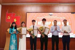 Xã Sóc Sơn chú trọng phát triển đảng viên trẻ trong nhà trường