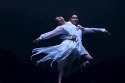 Cặp đôi kiện tướng Dancesport khuấy động MV mới của Lệ Quyên