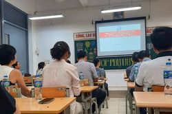 'Số phận' điều hòa, tivi lớp học trước quy định siết quỹ phụ huynh