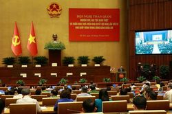 Tập trung nâng cao chất lượng chăm sóc sức khỏe nhân dân, phát triển công nghiệp văn hóa