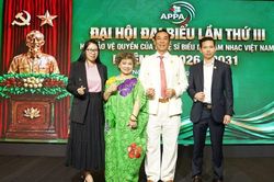 NSND Thanh Hoa tái đắc cử Chủ tịch Hội Bảo vệ quyền của nghệ sĩ biểu diễn âm nhạc Việt Nam