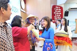 Thành phố Hồ Chí Minh: Chuyển hóa tình hữu nghị thành nguồn lực phát triển