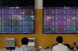 Chứng khoán ngày 16/10: Cổ phiếu ngân hàng nâng đỡ thị trường, VN-Index phục hồi hơn 7 điểm