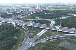 TPHCM tập trung đầu tư hạ tầng đồng bộ, mở rộng không gian phát triển