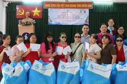 Chung tay chăm lo cho phụ nữ yếu thế