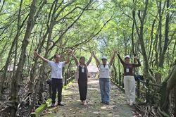 Phát triển du lịch nông thôn gắn với sản phẩm OCOP