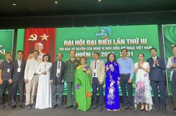NSND Thanh Hoa tiếp tục làm Chủ tịch Hội Bảo vệ quyền của Nghệ sĩ biểu diễn âm nhạc Việt Nam