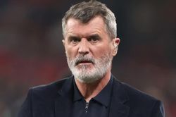 Roy Keane: 'Man Utd chẳng khác gì rạp xiếc'