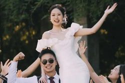 Cặp đôi cùng họ cùng tên làm đám cưới, khách ngỡ ghi nhầm thông tin