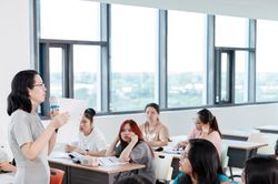 Đại học công duy nhất có doanh thu hơn 2.200 tỷ đồng, chi đậm vẫn dư gần 600 tỷ