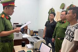 Công an Đà Nẵng bắt chủ tài khoản 'Không cần biết' cầm kiếm đập phá rồi đăng clip
