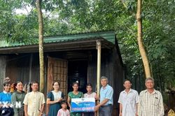 Đồng Nai: Trao 'cần câu' giúp phụ nữ thiểu số thoát nghèo