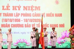 Phòng Cảnh vệ miền Nam nhận Huân chương Bảo vệ Tổ quốc hạng Nhì