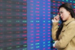 VN-Index có xu hướng giảm, nhà đầu tư hạn chế bắt đáy sớm