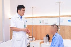 Từ tiên lượng chỉ sống được vài tháng, bệnh nhân ung thư từng bước ổn định sức khoẻ
