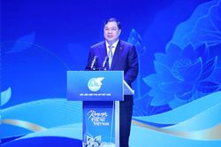 Phó Thủ tướng Thường trực Phạm Gia Túc nêu 3 định hướng trọng tâm tạo bệ phóng phát triển toàn diện cho phụ nữ