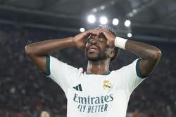 Mourinho nổi giận vì án treo giò 4 trận của Vinicius Jr