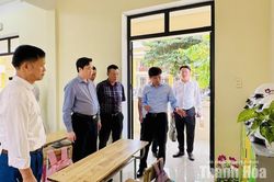 Đoàn công tác liên ngành Y tế, Giáo dục làm việc tại Trường Phổ thông nội trú Tiểu học và THCS Tam Lư