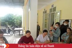 Cô đỡ thôn bản nơi vùng biên