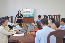 Phường Pleiku bàn giao hệ thống truy xuất nguồn gốc sản phẩm yến tinh chế
