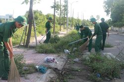 Hướng tới Festival Hoa Đà Lạt - Lâm Đồng: Màu áo xanh bảo vệ môi trường