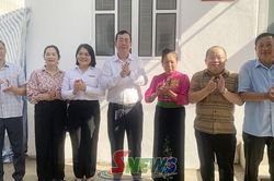 Khánh thành 'Nhà đại đoàn kết' cho hộ nghèo