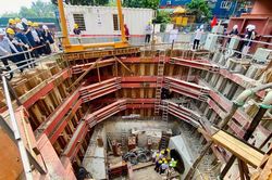 Sinh viên Trường Đại học Xây dựng Hà Nội trải nghiệm công trường, định hướng nghề nghiệp
