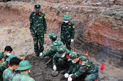 TP. Hồ Chí Minh: Tiếp tục tìm thấy 12 hài cốt liệt sĩ tại công viên Lê Thị Riêng