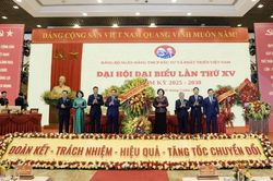 Từ nghị quyết đến những mái ấm nơi cuối bản