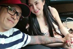 Phản ứng của vợ Tuấn Hưng khi gia đình hứng chịu hàng loạt bình luận tiêu cực