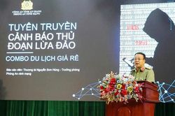 Triệt phá đường dây lừa đảo 'núp bóng' fanpage resort 5 sao