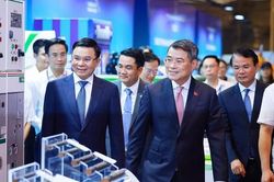 Thủ tướng Lê Minh Hưng: Thương hiệu Việt phải trở thành lợi thế cạnh tranh chiến lược
