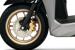 Giá xe Honda LEAD mới nhất tháng 10 giảm mạnh ở đại lý, rẻ nhất từ trước tới nay