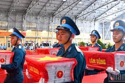 Chiến dịch 500 ng&agrave;y đ&ecirc;m: Đ&atilde; gi&aacute;m định ADN, trả kết quả gần 800 mẫu h&agrave;i cốt liệt sĩ
