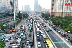 [Video] Hà Nội yêu cầu rà soát, giảm giá cước vận tải khi giá nhiên liệu giảm