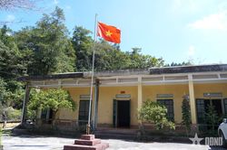 M&aacute;i nh&agrave; đặc biệt nơi bi&ecirc;n cương Tuy&ecirc;n Quang