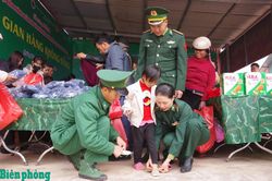 Phụ nữ Bộ đội Biên phòng hướng về biên giới bằng những việc làm thiết thực