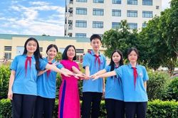 Nghệ An: Hàng nghìn học sinh giỏi chưa nhận tiền thưởng