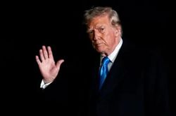 Ông Trump tạm hoãn các biện pháp trừng phạt mới đối với Nga