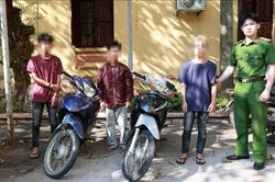 Ph&ecirc; chuẩn khởi tố nh&oacute;m đối tượng trộm cắp xe m&aacute;y li&ecirc;n tỉnh
