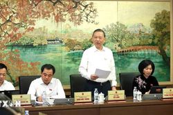 Quốc hội thảo luận ở tổ về 2 dự án Luật