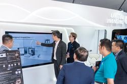 Đột phá công nghệ điện quang can thiệp và chuyển giao kỹ thuật xuống cơ sở