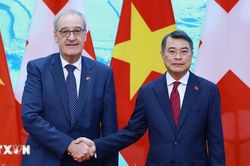 Thủ tướng Lê Minh Hưng hội kiến Tổng thống Thụy Sĩ