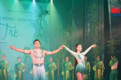 'Lời của Tre' chinh phục kh&aacute;n giả Li&ecirc;n hoan S&acirc;n khấu H&agrave; Nội mở rộng