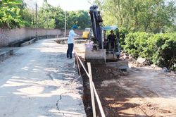 Mở đường qua vùng cây ăn quả
