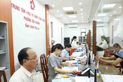 Chính sách hỗ trợ thiết thực cho người làm việc tại trung tâm phục vụ hành chính công