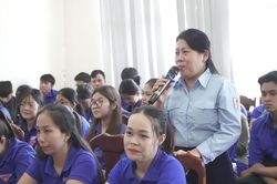 Đối thoại giữa người đứng đầu cấp ủy, chính quyền với phụ nữ và thanh niên