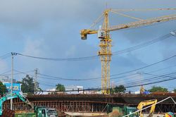 Đẩy nhanh tiến độ thi công cầu Biện